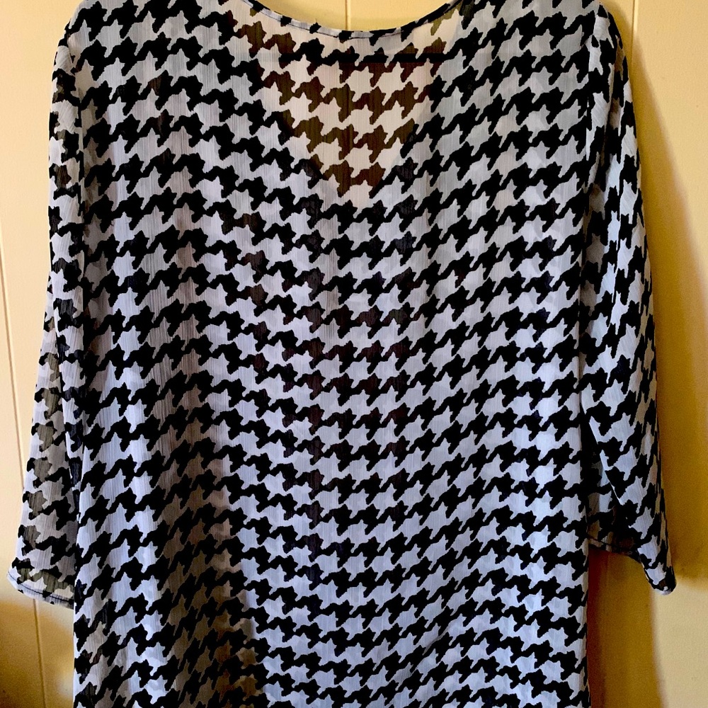 Women’s petite XL blouse